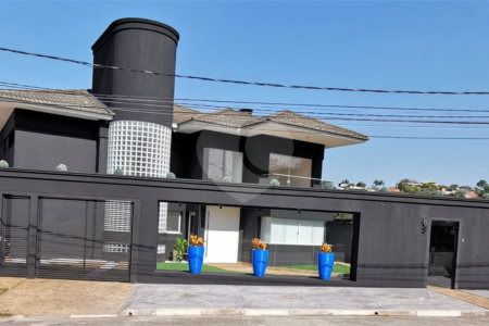 Casa à venda ou para alugar com 4 suítes em Parque dos Príncipes, São Paulo, SP