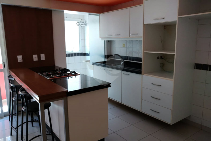 Cobertura à venda com 3 quartos, sendo 2 suítes,  em Lapa, São Paulo, SP