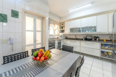 Apartamento à venda com 3 suítes em Santa Teresinha, São Paulo, SP