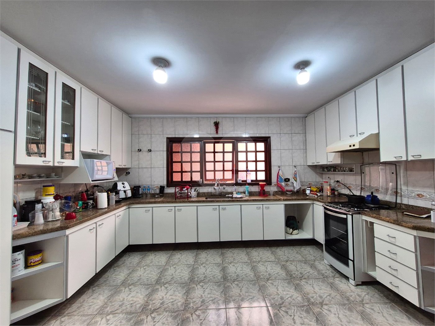 Casa à venda com 3 quartos, sendo 1 suíte, em Parque São Domingos, São Paulo, SP
