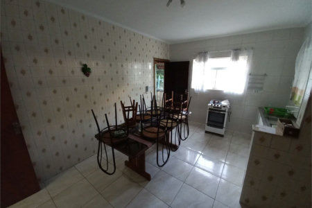 Casa à venda com 4 quartos, sendo 2 suítes, em Parque Esmeralda, São Paulo, SP