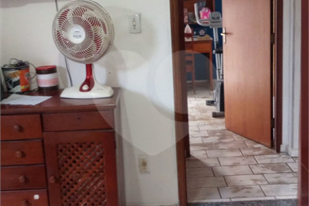 Casa à venda com 3 quartos em Colina dos Pinheiros, Valinhos, SP
