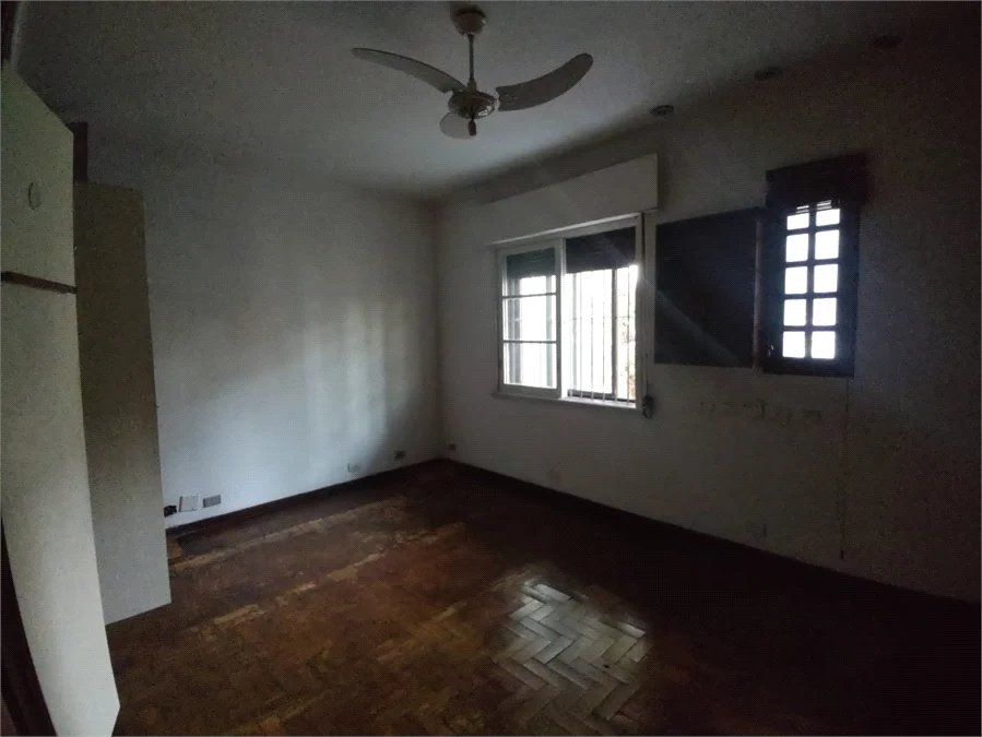 Sobrado à venda com 5 quartos, sendo 3 suítes, em Cidade Monções, São Paulo, SP