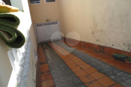 Casa à venda com 4 quartos, sendo 2 suítes, em Bosque da Saúde, São Paulo, SP