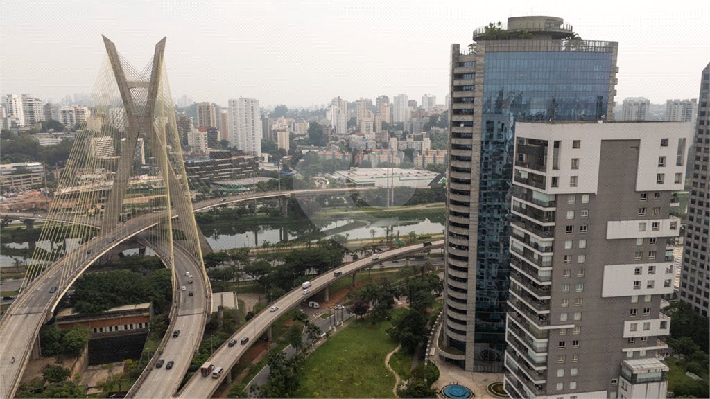 Apartamento à venda com 1 suíte em Cidade Monções, São Paulo, SP