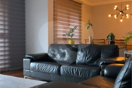 Apartamento à venda com 4 quartos, sendo 1 suíte, em Vila Monumento, São Paulo, SP