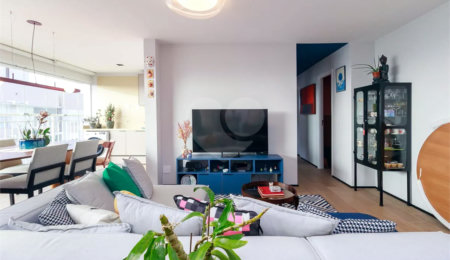 Apartamento à venda com 3 quartos, sendo 1 suíte, em Santo Amaro, São Paulo, SP