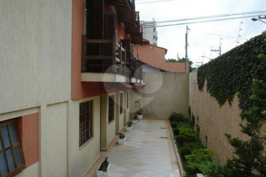Casa à venda com 3 quartos, sendo 2 suítes, no condomínio Cachoeira do Arari, São Paulo - SP