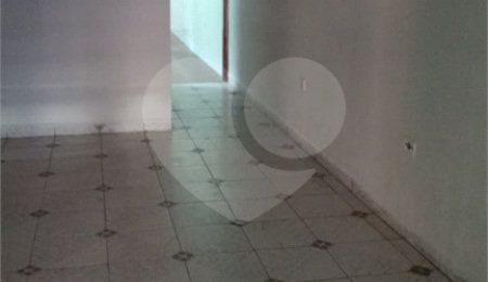 Sobrado à venda com 3 quartos, sendo 1 suíte, em Paulicéia, São Bernardo do Campo, SP