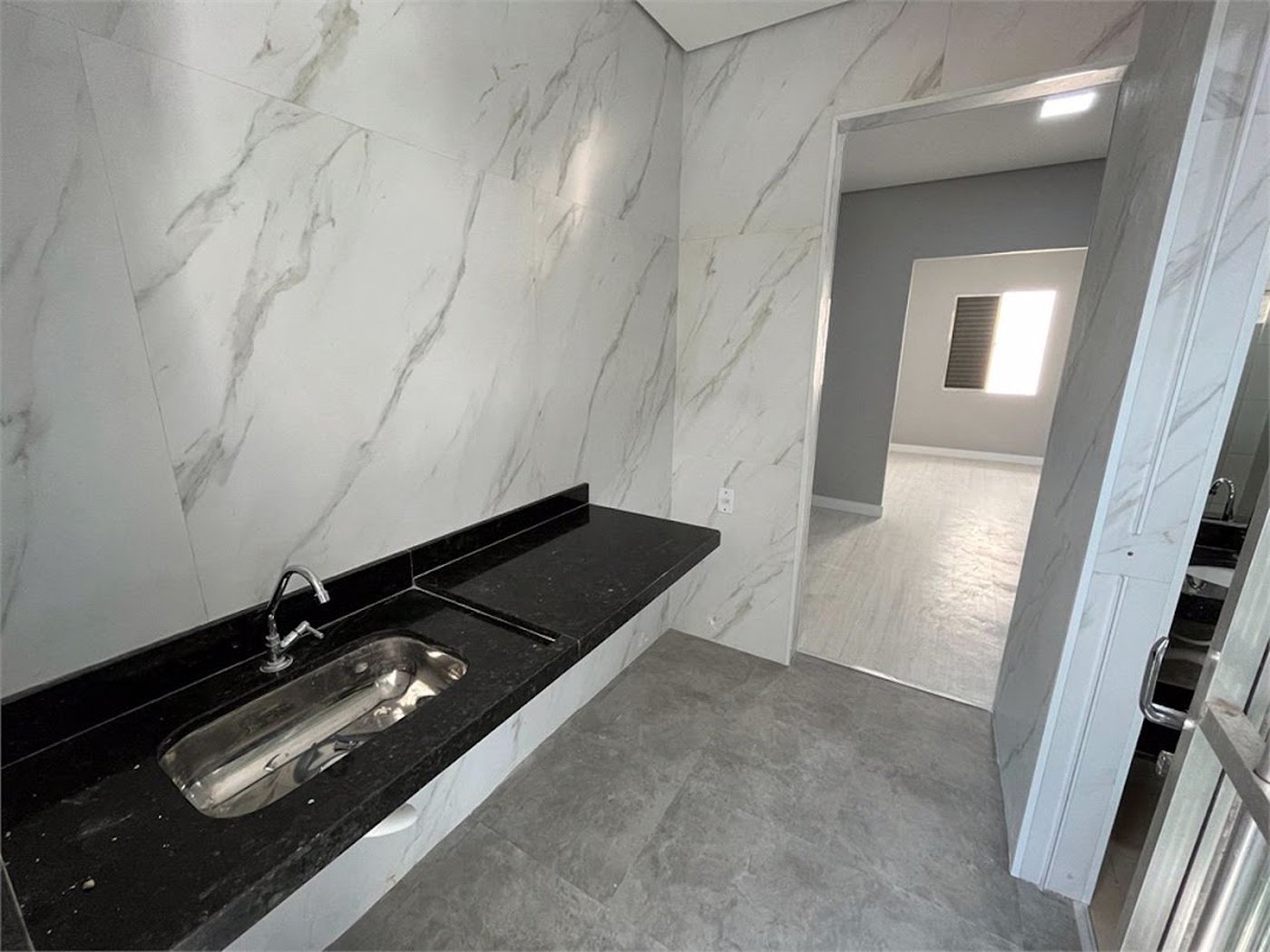 Apartamento Residencial à venda, Boqueirão, Praia Grande - AP1103.