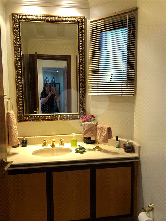 Apartamento à venda com 4 quartos, sendo 1 suíte, em Jardim Avelino, São Paulo, SP