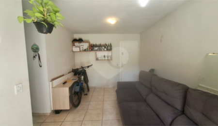 Apartamento à venda com 2 quartos em Jardim Tatiana, Votorantim, SP