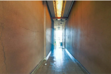 Casa com 210m² , 3 dormitórios , sendo 1 suíte , 2 vagas , à venda no Jabaquara.