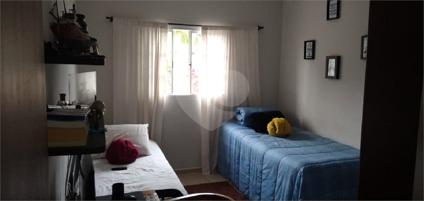 Sobrado à venda com 3 quartos, sendo 1 suíte,  em Retiro das Fontes, Atibaia, SP