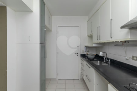 APARTAMENTO 3 QUARTOS 2 VAGAS À VENDA NA SAÚDE VENDER