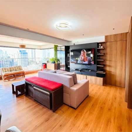Apartamento à venda com 3 quartos, sendo 1 suíte, em Mirandópolis, São Paulo, SP