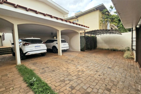Sobrado à venda com 3 quartos, sendo 1 suíte, em Jardim Sumaré, Ribeirão Preto, SP