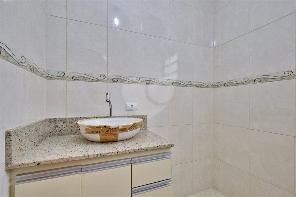 Casa à venda com 3 quartos, sendo 1 suíte, em Santo Amaro, São Paulo, SP
