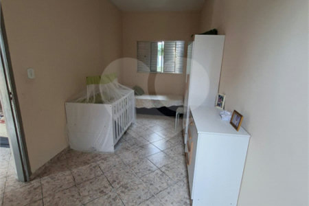Casa à venda com 4 quartos, sendo 1 suíte,  em Vila Santa Maria, Guarulhos, SP