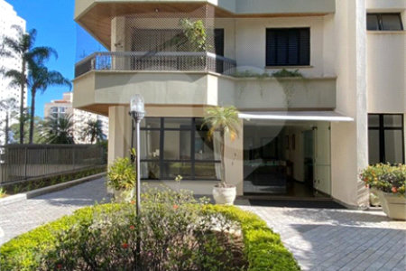 Apartamento à venda com 3 suítes em Vila Andrade, São Paulo, SP