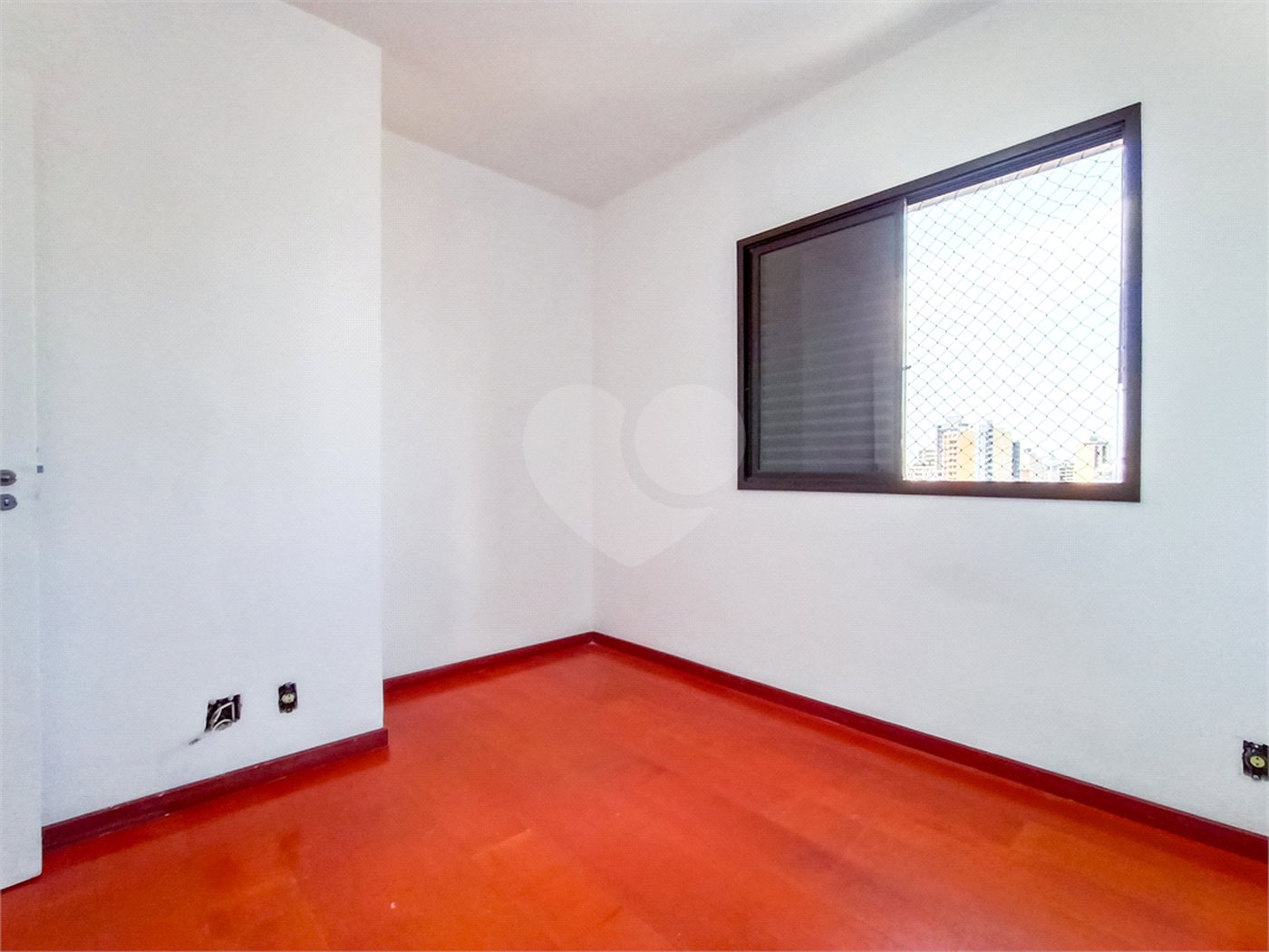 Apartamento à venda com 4 quartos, sendo 3 suítes, no Centro, Sorocaba, SP