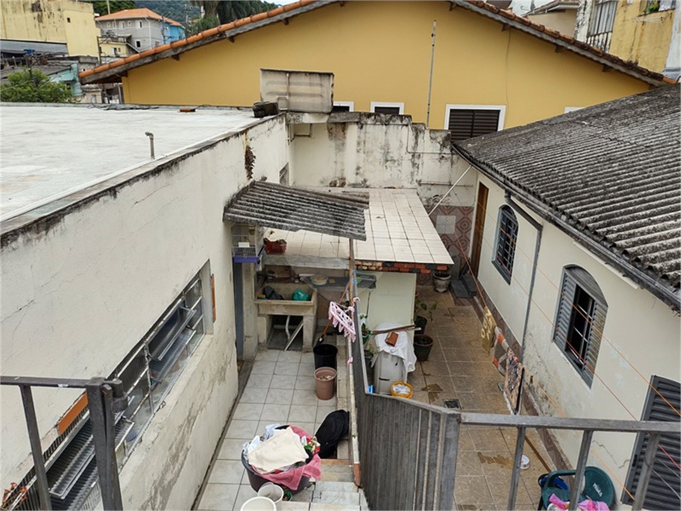 Prédio à venda com 4 quartos, sendo 1 suíte, em Tremembé, São Paulo, SP