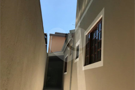 Casa à venda com 2 quartos, sendo 1 suíte, em Loteamento Residencial Vista Linda, São José dos Campos, SP