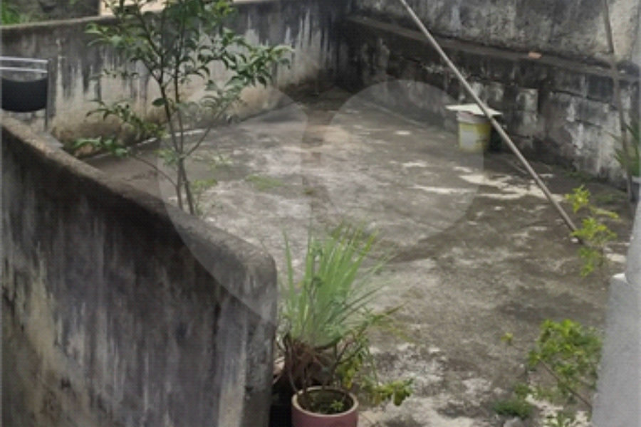 Sobrado à venda com 2 quartos em Tremembé, São Paulo, SP
