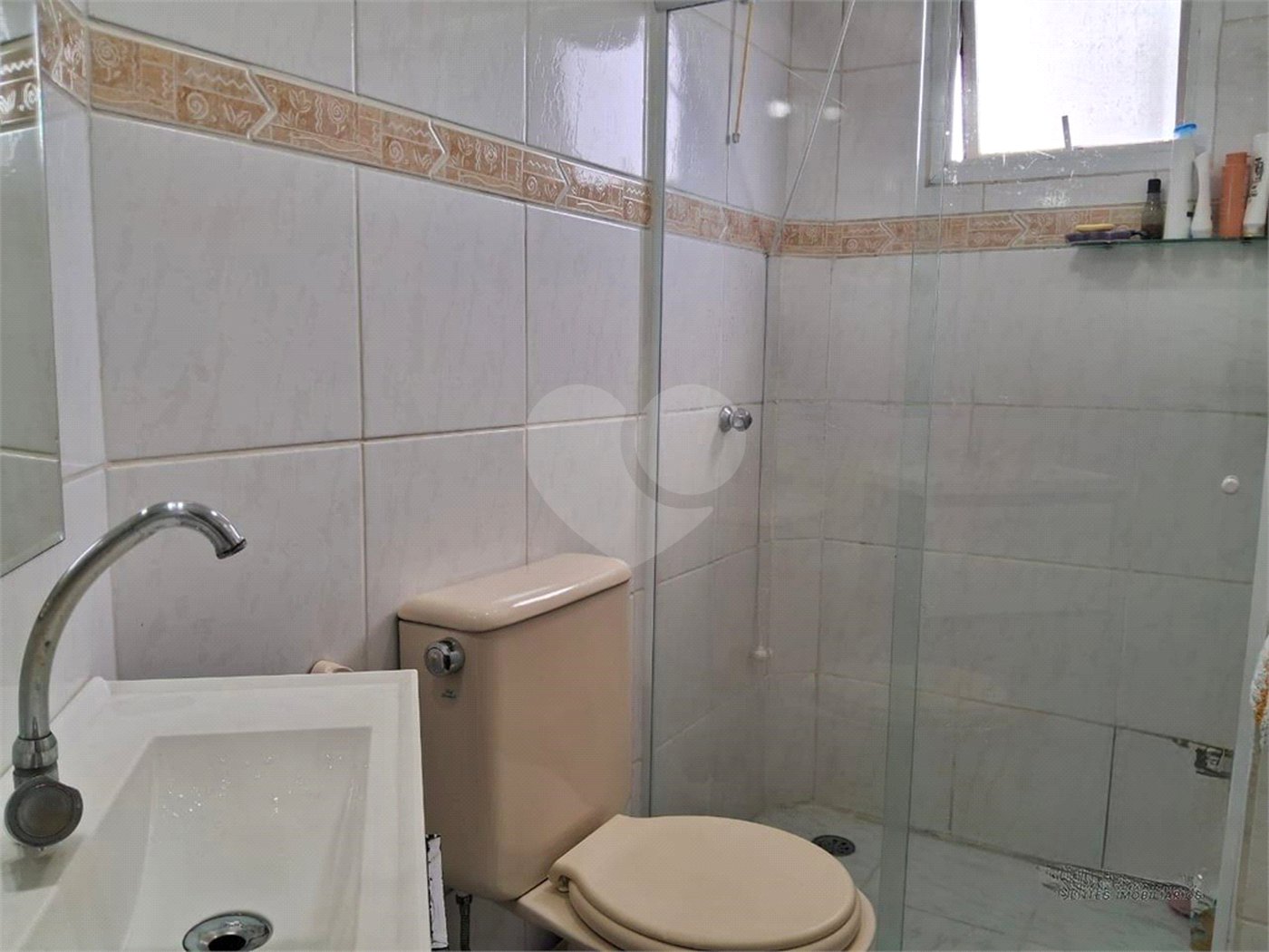Apartamento à venda com 3 quartos, sendo 1 suíte,  em Jardim Simus, Sorocaba, SP