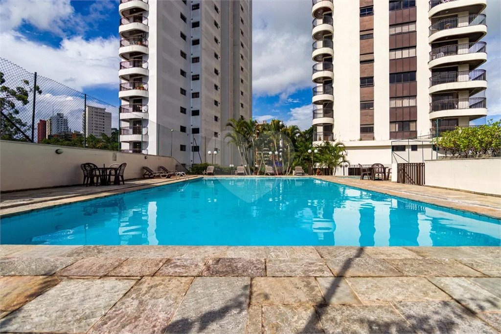 Apartamento à venda com 4 quartos, sendo 3 suítes, em Vila Andrade, São Paulo, SP