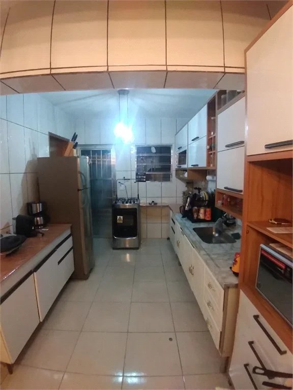 Casa à venda com 3 quartos, sendo 1 suíte, em Jardim Cris, São Paulo, SP