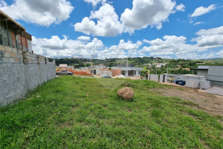 Terreno à venda no condomínio Residencial Recanto das Palmas, Vinhedo - SP