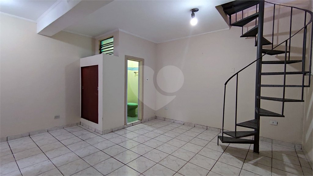 Sobrado à venda com 3 quartos, sendo 1 suíte,  em Chácara Santo Antônio, São Paulo, SP