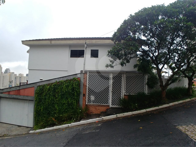 Sobrado à venda com 3 quartos, sendo 1 suíte,  em Santana, São Paulo, SP