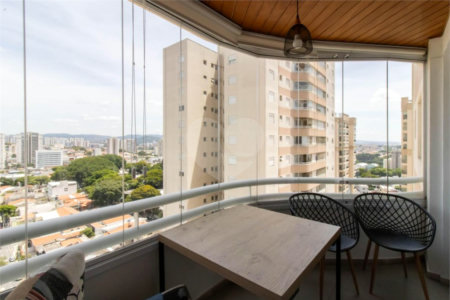Apartamento à venda com 3 quartos, sendo 1 suíte, em Jardim Zaira, Guarulhos, SP