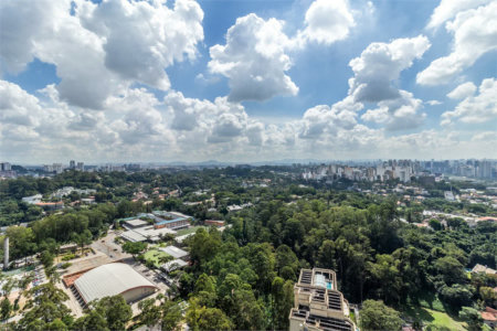 Apartamento à venda ou para alugar com 4 quartos, sendo 3 suítes,  em Jardim Morumbi, São Paulo, SP