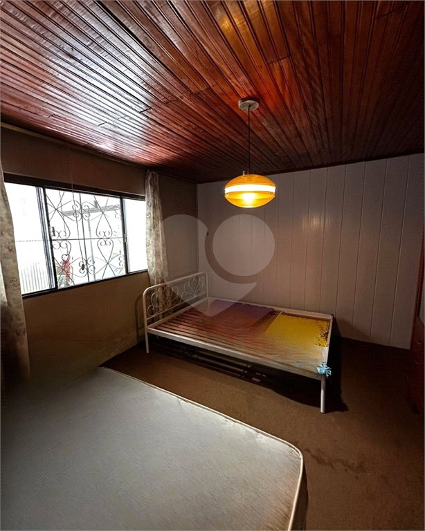 Sobrado à venda com 6 quartos, sendo 1 suíte, no Centro, Ponta Porã, MS
