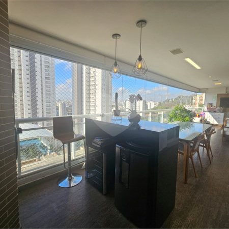 Apartamento à venda com 3 suítes em Santa Teresinha, São Paulo, SP