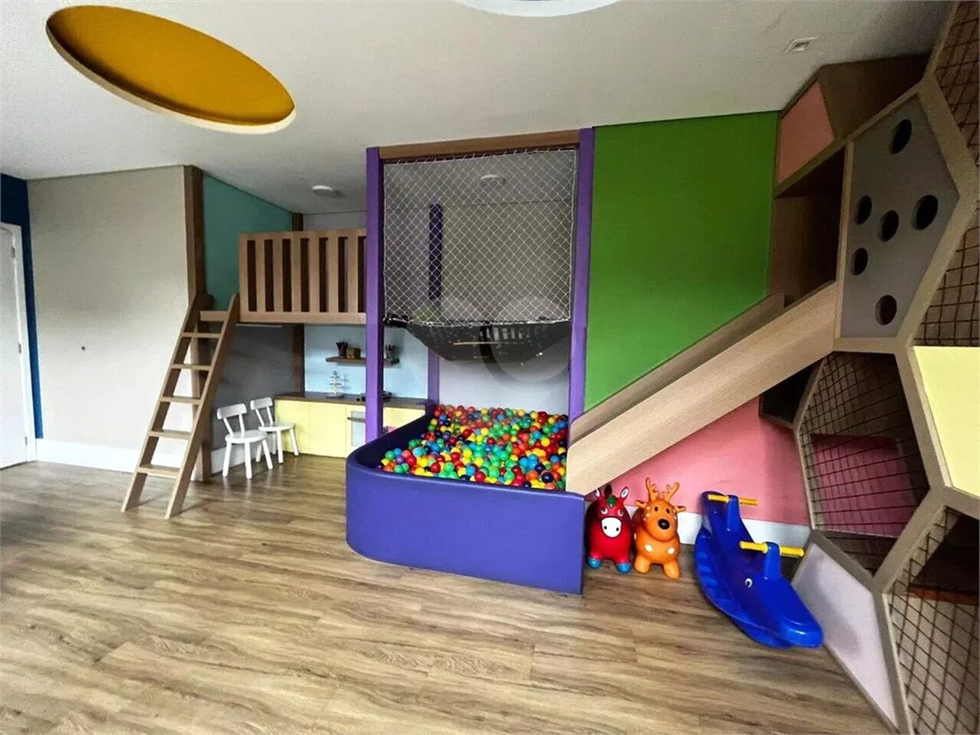 APARTAMENTO A VENDA 80M - LINO COUTINHO
