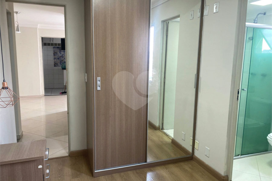 Apartamento à venda com 2 quartos, sendo 1 suíte, em Parque Maria Domitila, São Paulo, SP