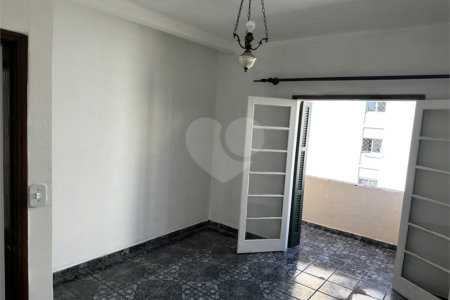 Apartamento à venda com 3 quartos, sendo 1 suíte, em Santa Cecília, São Paulo, SP