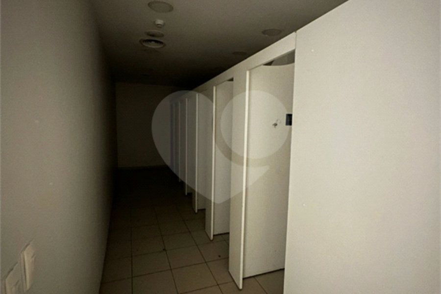 Loja à venda ou para alugar no Centro, São Paulo, SP
