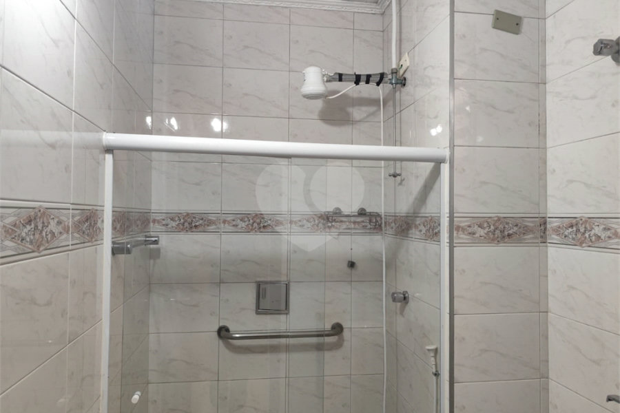 Sobrado à venda com 2 quartos em Vila Nivi, São Paulo, SP