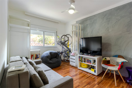 Casa à venda com 3 quartos, sendo 1 suíte, em Alto da Boa Vista, São Paulo, SP