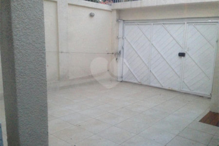 Sobrado à venda com 4 quartos, sendo 1 suíte, em Jardim Novo Mundo, São Paulo, SP