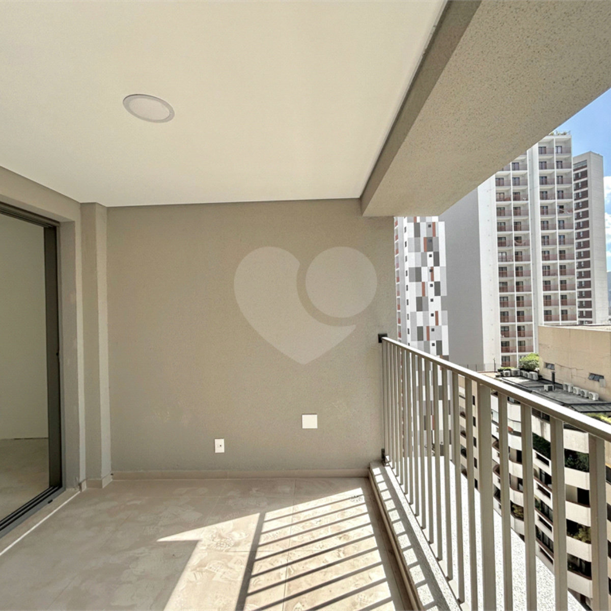 Apartamento à venda com 2 suítes em Brooklin, São Paulo, SP