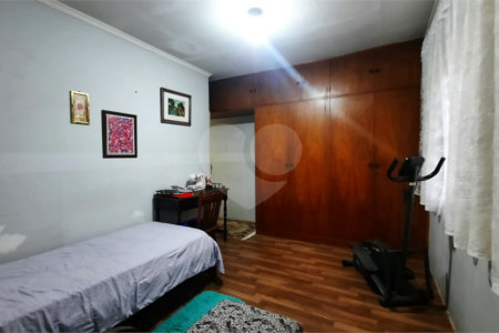 Casa à venda com 3 quartos, sendo 2 suítes, em Santo Amaro, São Paulo, SP