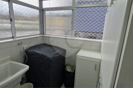 Apartamento à venda com 3 quartos, sendo 1 suíte, em Vila Mangalot, São Paulo, SP