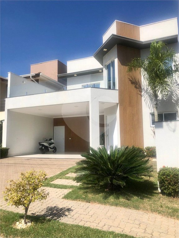 Casa à venda com 3 quartos, sendo 1 suíte,  no condomínio Costa das Areias, Salto - SP