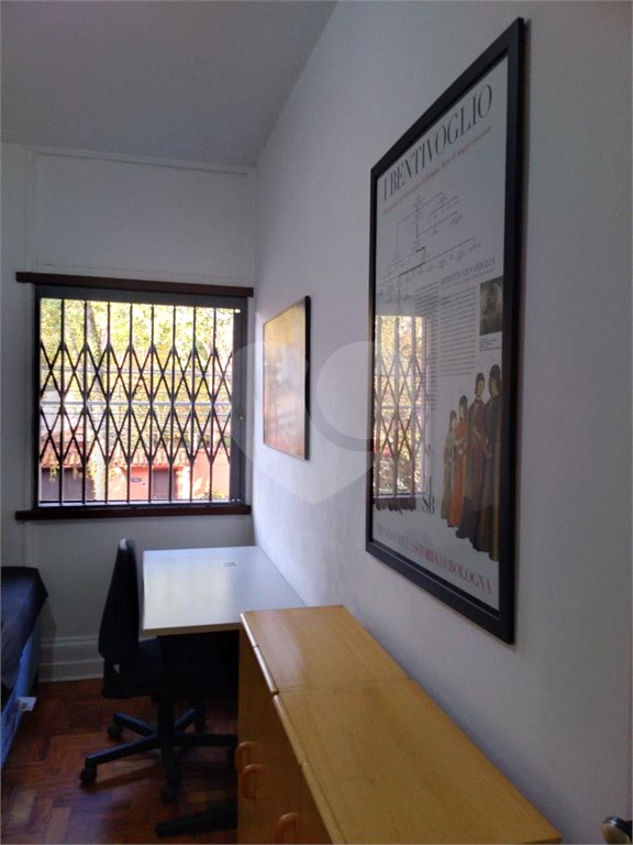 Sobrado à venda com 3 quartos em Vila Cordeiro, São Paulo, SP
